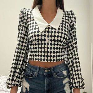 NWOT Black and White Checkered Puffy Long Sleeve Crop Top